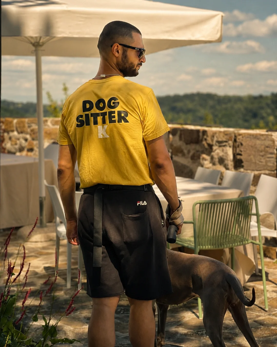 Fotografo reportage aziendale Gorizia — dog sitter Kevin Cianci al Chincastello